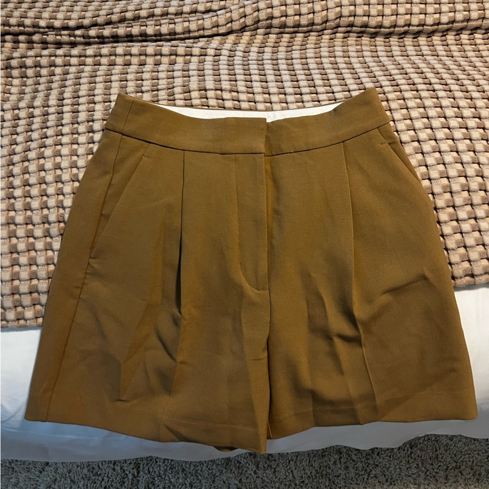 Aritzia shorts
